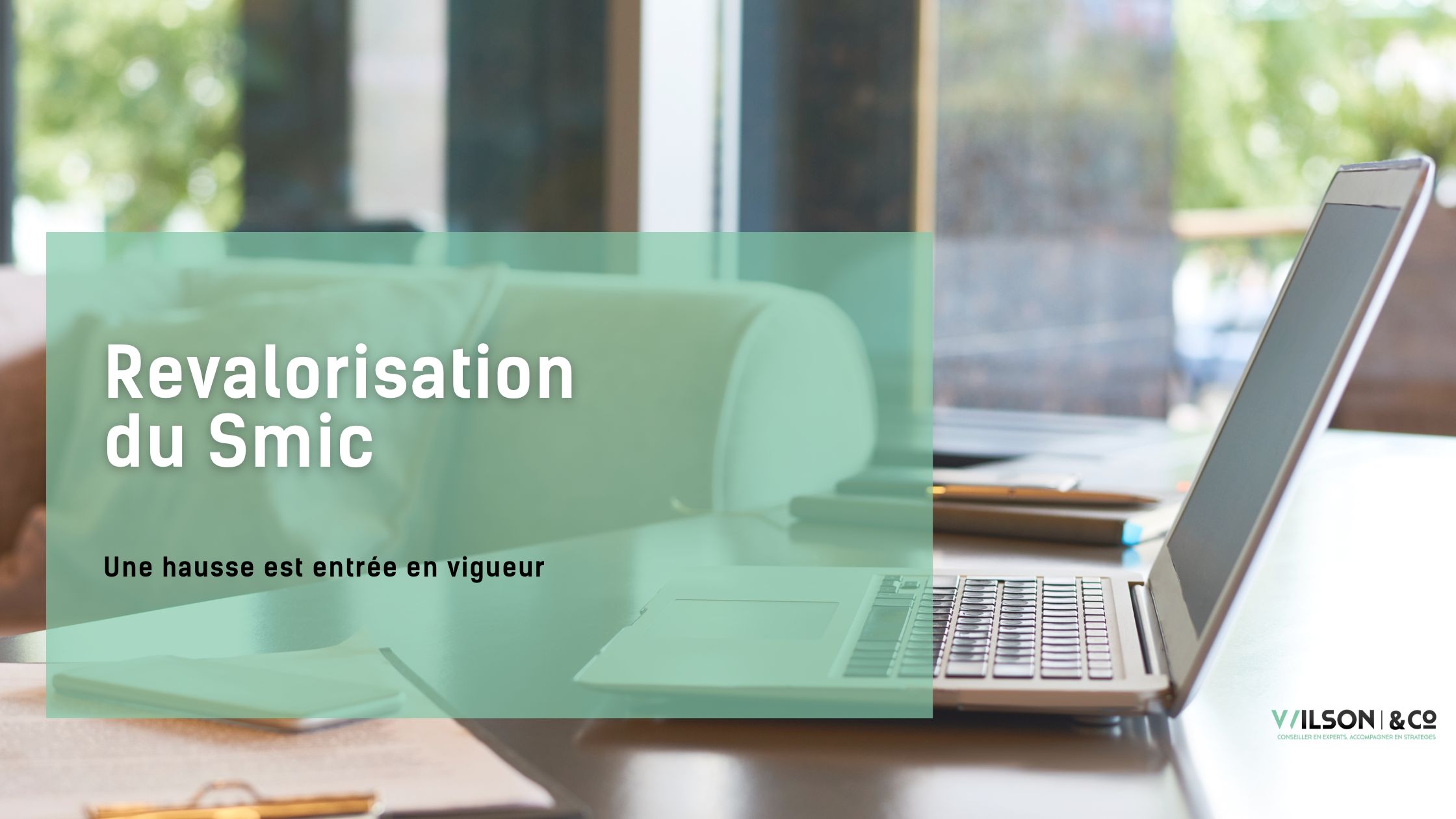 out savoir sur l'augmentation du SMIC 2026 au 1er janvier : découvrez les nouveaux montants du SMIC brut et net, le taux horaire à 12,02 € et les impacts de cette revalorisation de 1,18 %